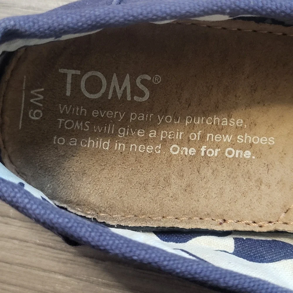 TOMS Womens Alpargata Navy Blue Canvas Slip On Loafers Shoes Size 9 Animal Print